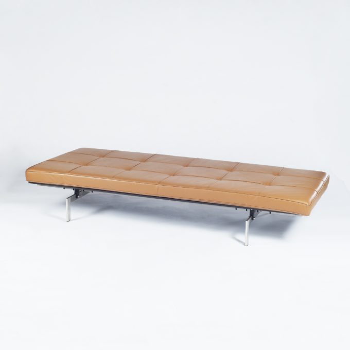 alt=“Kjaerholm PK80 Daybed - Poul Kjaerholm“